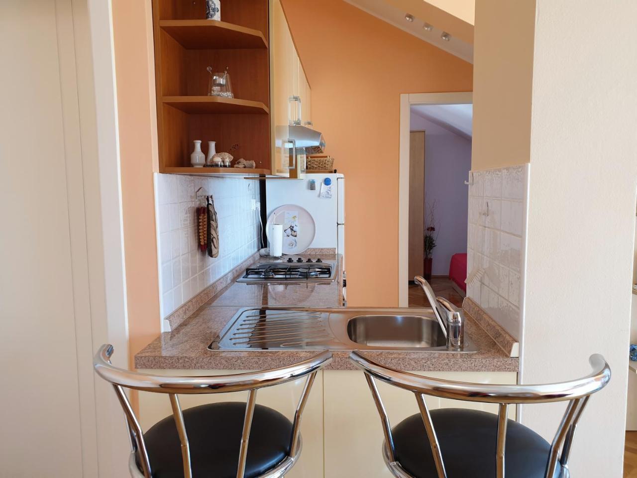 Apartment Valamar Novalja Buitenkant foto