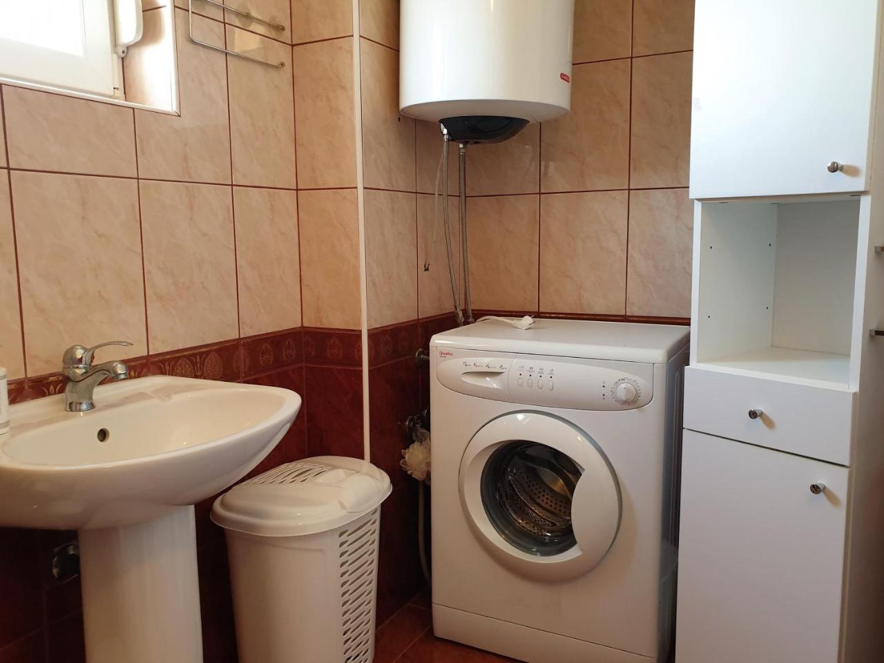 Apartment Valamar Novalja Buitenkant foto