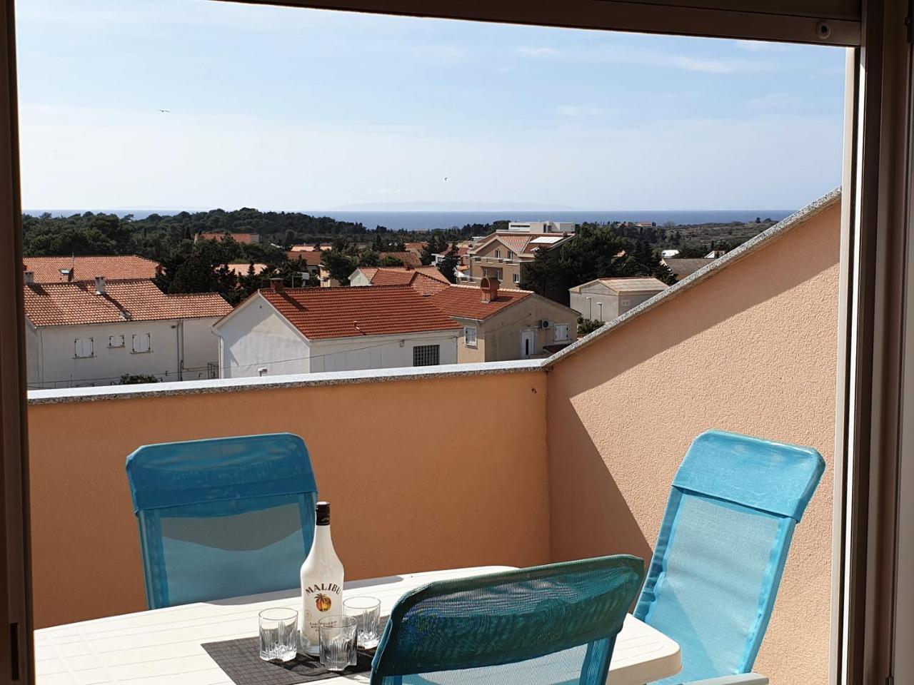 Apartment Valamar Novalja Buitenkant foto